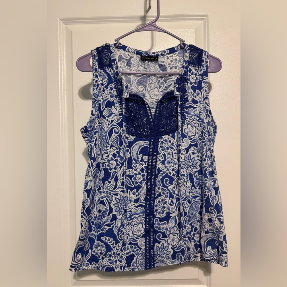 New Rafaella Blue Floral Sleeveless Top
